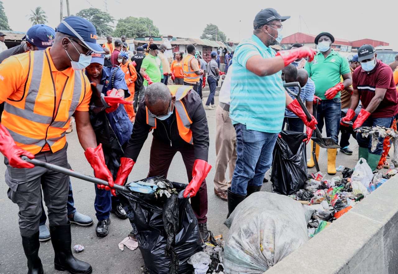 LAGOS MAY INTRODUCE SMART BINS TO COMBAT INDISCRIMINATE WASTE DISPOSAL